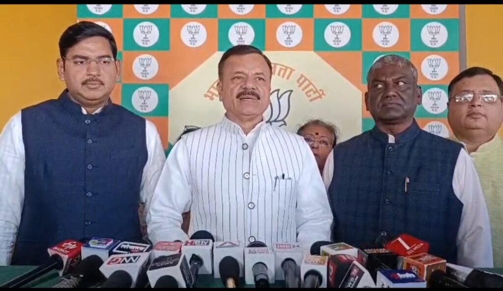 नवाचार से कार्यकर्ताओं को लाभ, अब समस्याओं का समाधान प्रदेश कार्यालय में: राव उदय प्रताप