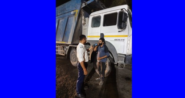 शराब पीकर ट्रक चलाने वालों पर यातायात पुलिस का शिकंजा, 7 वाहन जब्त