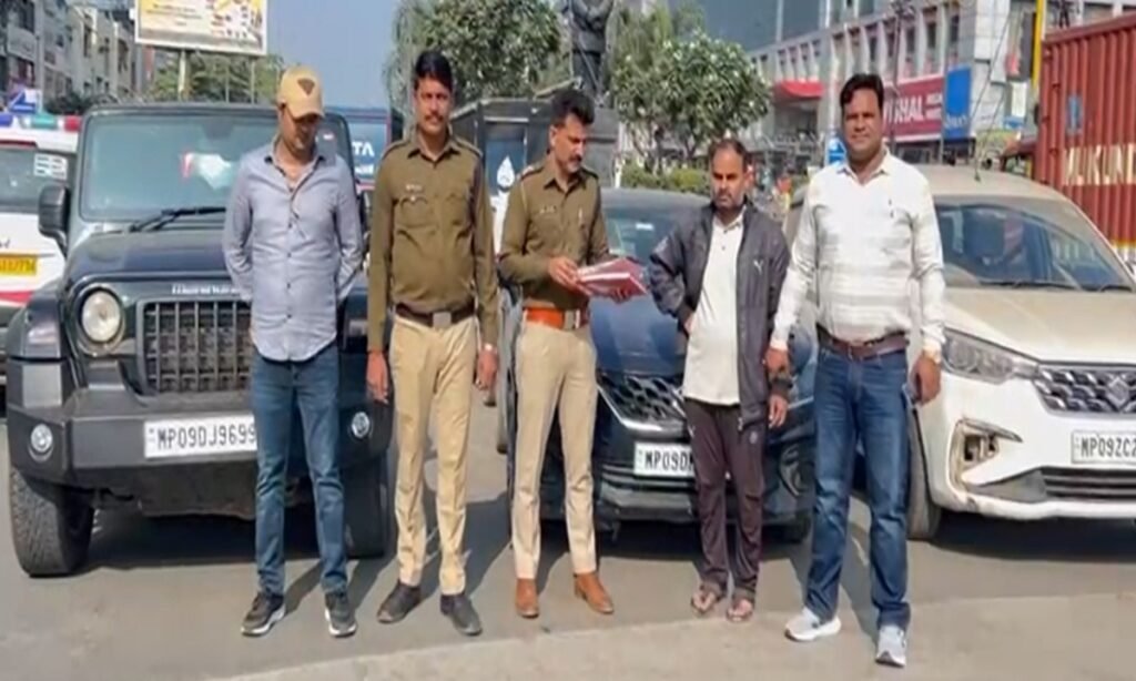 लाखों की गाड़ियां बेचकर फरार होने वाला शातिर आरोपी गिरफ्तार