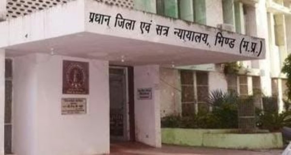 फूप के टीआई और भिंड के सीएमएचओ को आज देना होगा कोर्ट नोटिस का जवाब