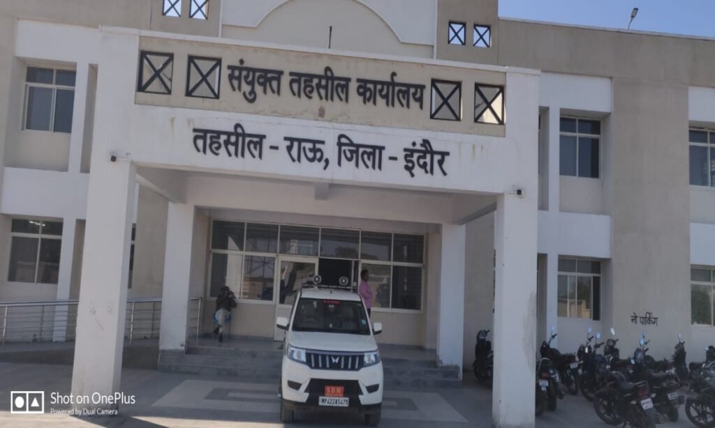 सुविधा के चक्कर में असुविधा के तहसील कार्यकाल बना दिए