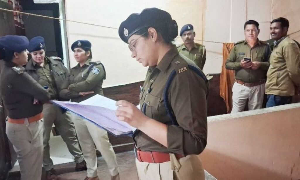 पुलिस ने स्पा सेंटर संचालकों को अनैतिक गतिविधियां न करने की फिर दी चेतावनी