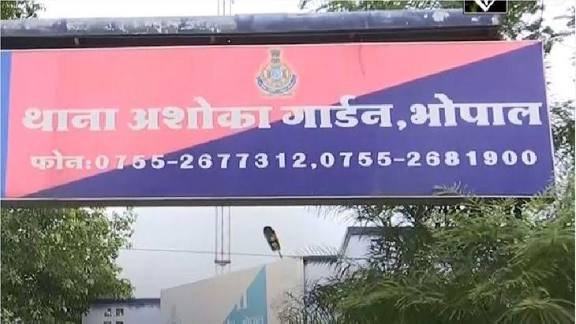 पुरानी रंजिश के चलते दो पक्षों में खूनी संघर्ष, तलवार से जानलेवा हमले में दो घायल