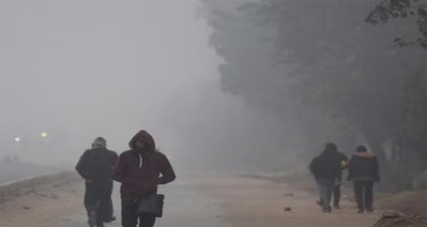 तापमान में गिरावट के साथ गलन भरी ठंड जारी