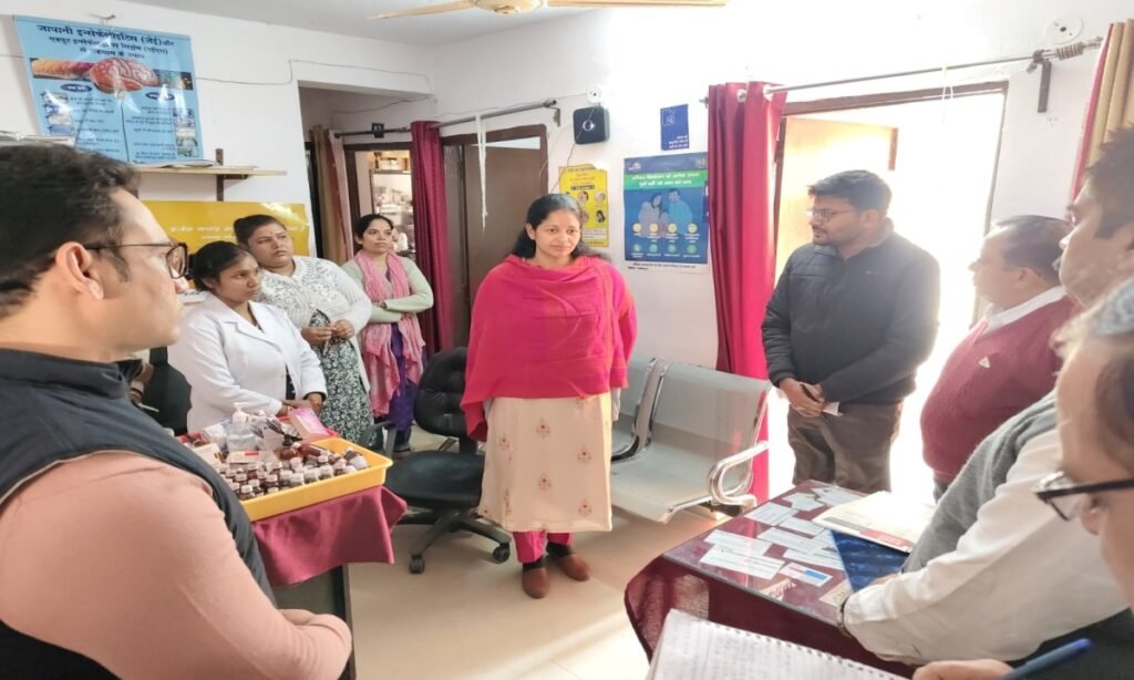 कलेक्टर ने संजीवनी अस्पताल चिरहुला का किया निरीक्षण
