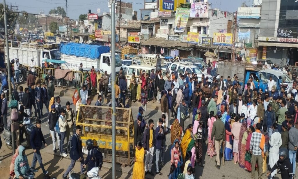 2 घंटे चकाजाम करने वालों पर एफआईआर दर्ज