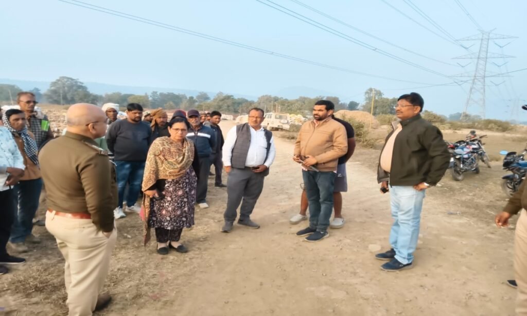 कलेक्टर ने खरीदी केंद्र का निरीक्षण किया