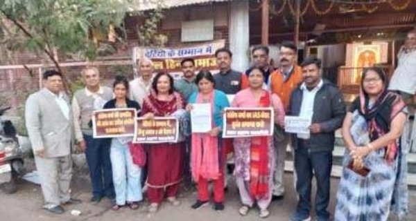 महामंडलेश्वर, महंत, साधू संत भी बेटियों के सम्मान में संघर्ष को तैयार