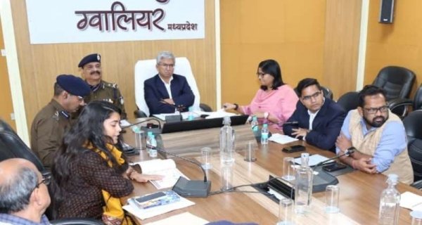 एमपी ग्रोथ समिट की तैयारियाँ, कलेक्टर ने व्यापारिक, औद्योगिक  संगठनों एवं सरपंचों की ली अलग-अलग बैठकें