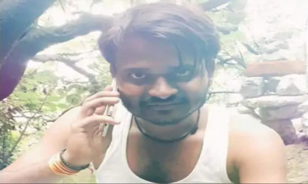 एमवाय से फरार कैदी खुद कोर्ट पहुंचा