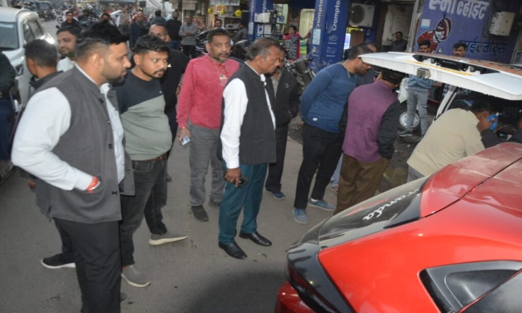 प्रदूषण फैलाने वाले वाहनों पर सख्ती, कई वाहनों की हुई जांच