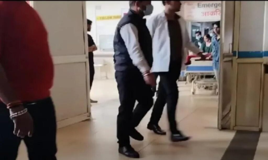 शिवपुरी मेडिकल कॉलेज में ट्रेनी डॉक्टर ने हाथ और गर्दन काटकर किया सुसाइड का प्रयास