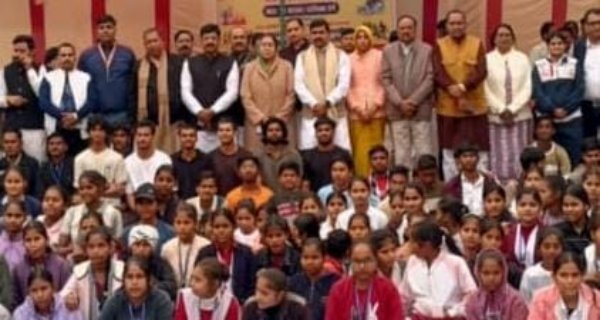 इन्दरगढ़ में सांसद खेल महोत्सव में शामिल हुए सांसद और विधायक