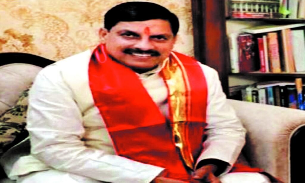 मुख्यमंत्री ने लिया संज्ञान, दो अधिकारी निलंबति, एक को सेवा से पृथक किया