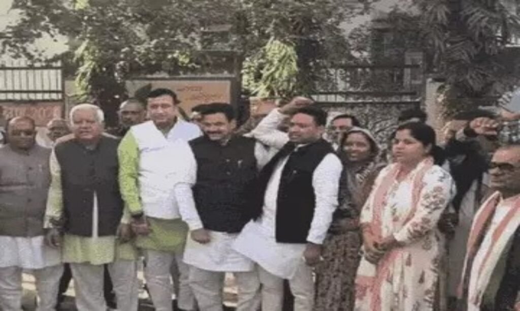 भिंड नगर पालिका में भ्रष्टाचार व अव्यवस्थाओं को लेकर कांग्रेस ने दिया ज्ञापन