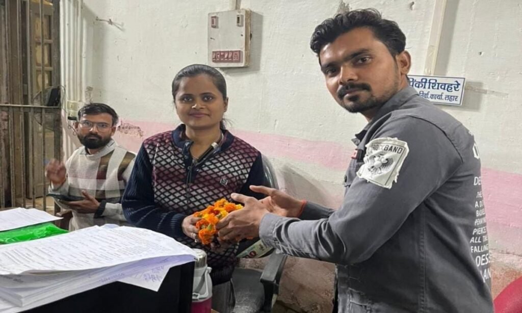 एसआईआर में लगे सभी निर्वाचन कर्मचारियों को सम्मानित किया