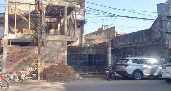 इनकम टैक्स रेड- माइनिंग कारोबारी अशोक विश्वकर्मा के ठिकानों पर छापेमारी