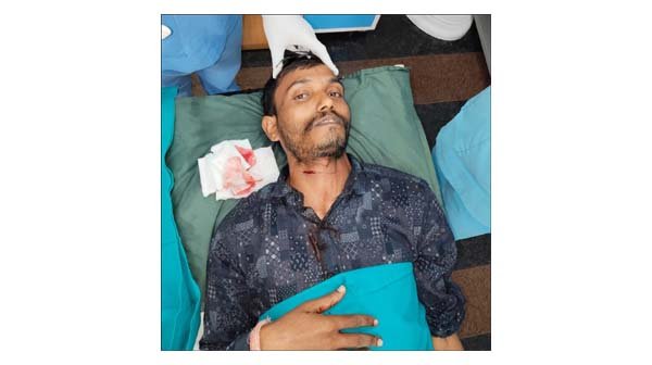 चाइनीज मांझे की चपेट में आकर युवक घायल