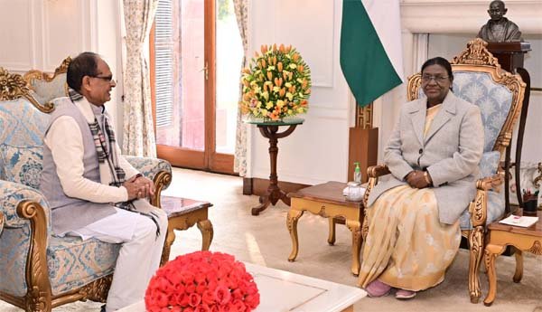 शिवराज ने राष्ट्रपति से मुलाकात की