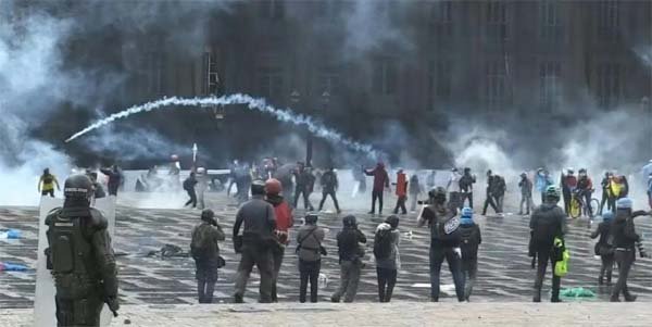 कोलंबिया में मौत का तांडव! वर्चस्व की जंग में भिड़े दो गुट, 27 मरे