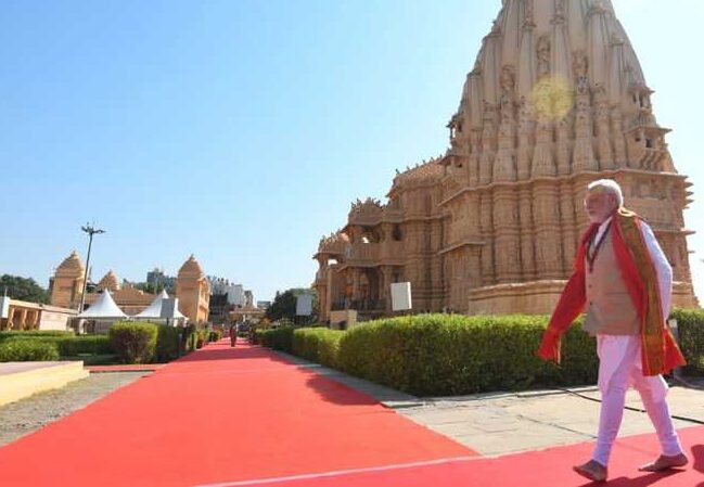मोदी ने सोमनाथ मंदिर के 1000 वर्ष पूरे होने पर श्रद्धांजलि अर्पित की और लेख साझा किया