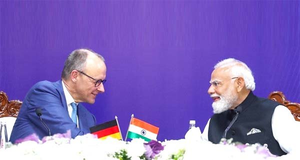 भारत-जर्मनी ने सहयोग बढाने के लिए छह क्षेत्रों में समझौता ज्ञापन पर हस्ताक्षर और अनेक क्षेत्रों के लिए महत्वपूर्ण घोषणाएं की
