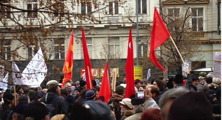 वामपंथी दलों ने अमेरिकी तानाशाही के खिलाफ देशव्यापी विरोध-प्रदर्शन का किया आह्वान