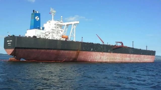 अटलांटिक महासागर में युद्ध के मुहाने पर रूस और अमेरिका, विवादित ऑयल टैंकर की सुरक्षा में पुतिन ने तैनात की घातक पनडुब्बियां और युद्धपोत