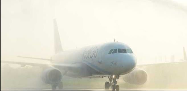 दिल्ली में घने कोहरे एवं एक्यूआई के खराब रहने से हवाई यात्रा एवं जनजीवन प्रभावित