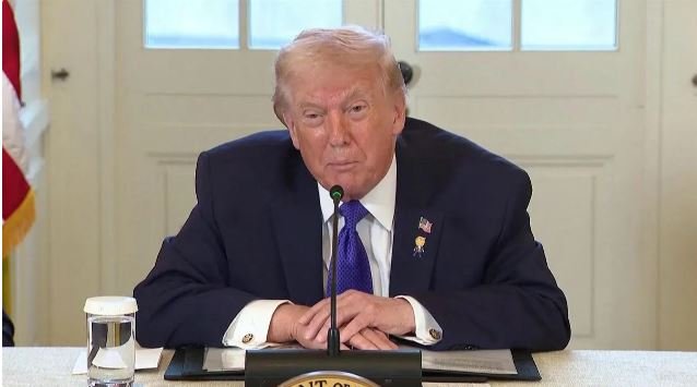 राष्ट्रपति डोनाल्ड ट्रंप का बड़ा दावा- ईरान के नेताओं ने किया संपर्क, बातचीत को तैयार हुए खामेनेई; अमेरिकी सैन्य हमले की धमकी के बाद तेहरान में मची खलबली