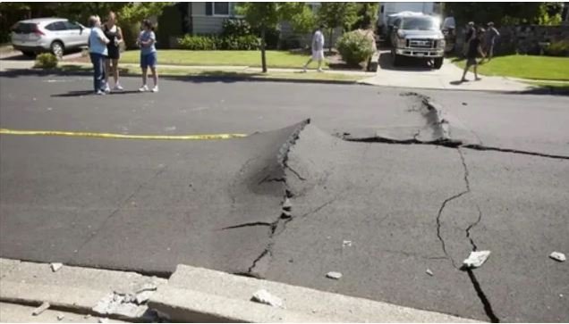 अमेरिका के ओरेगन तट पर 6.2 तीव्रता के शक्तिशाली भूकंप से मची भारी दहशत, आधी रात को झटकों से हिली धरती, सुनामी के खतरे से वैज्ञानिकों ने किया इनकार