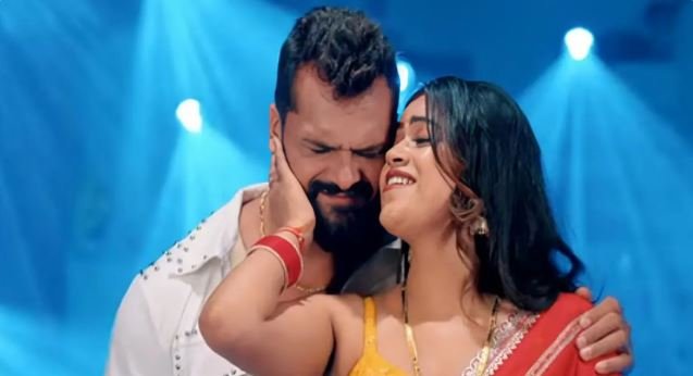खेसारी लाल यादव और डिंपल सिंह का नया रोमांटिक गाना ‘रुमलिया’ रिलीज होते ही यूट्यूब पर हुआ वायरल, कोजी केमिस्ट्री ने सोशल मीडिया पर मचाया तहलका