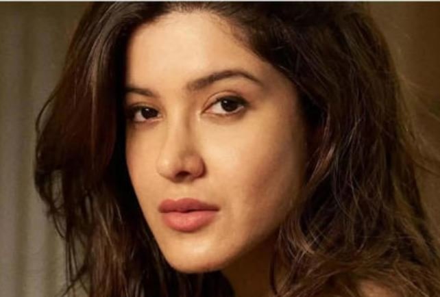 रानी मुखर्जी को अपनी सबसे बड़ी प्रेरणा मानती है शनाया कपूर