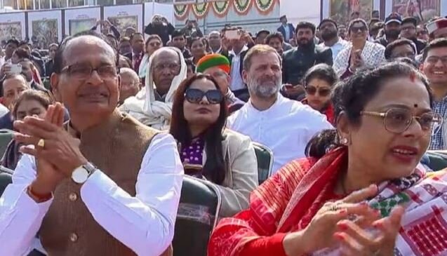 कांग्रेस ने गणतंत्र दिवस समारोह में राहुल गांधी को पहली पंक्ति में सीट ना देने का विरोध किया