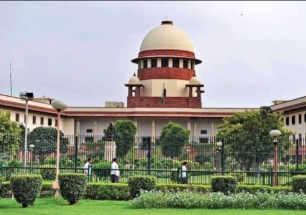 उच्चतम न्यायालय ने केजरीवाल, अतिशी की मानहानि मामले में राहत देने संबंधी याचिका पर सुनवाई की