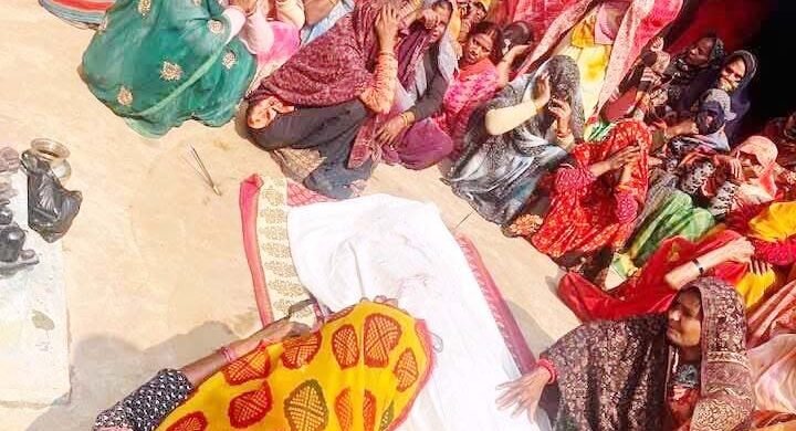दो मोटरसाइकिलो की भिड़ंत में दो युवकों की दर्दनाक मौत