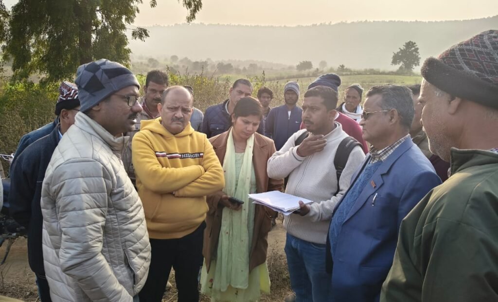 निर्माणाधीन नागौद रेलवे स्टेशन का कलेक्टर ने किया औचक निरीक्षण