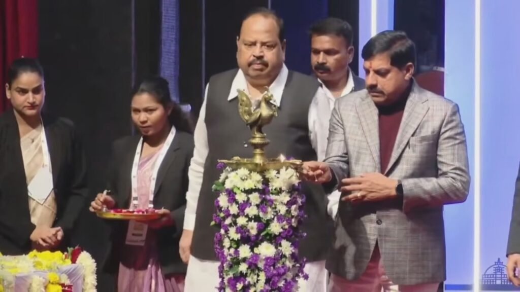 सीएम डॉ यादव ने रविन्द्र भवन में मध्यप्रदेश स्टार्ट-अप्स समिट 2026 का किया शुभारंभ