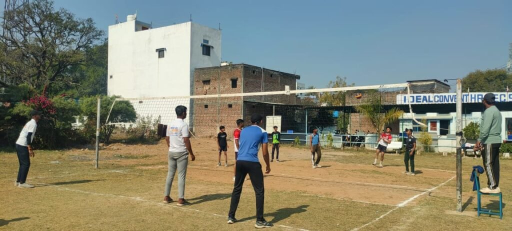 खेलो एमपी यूथ गेम्स: ब्लॉक स्तरीय व्हॉलीवाल प्रतियोगिता आयोजित