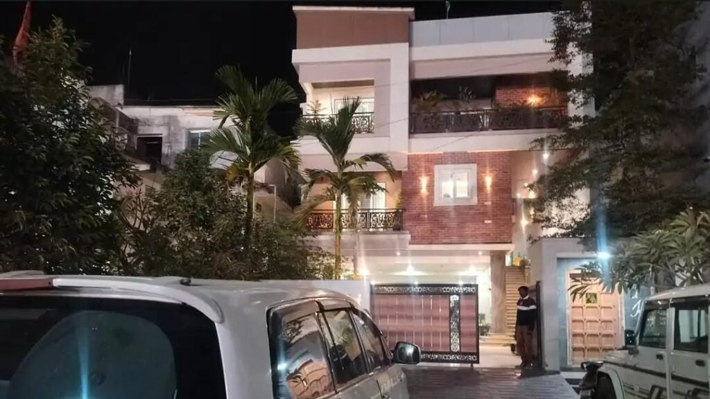 बालाघाट में दो कंस्ट्रक्शन फर्मों पर GST का छापा