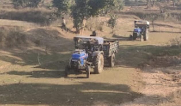 अवैध रेत से भरी दो ट्रैक्टर- ट्रॉली जब्त