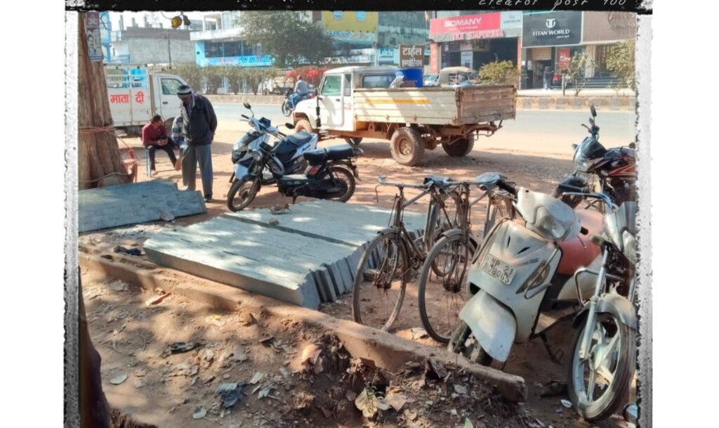 LIC बिल्डिंग के बगल में खुलेआम कब्जे का खेल, प्रशासनिक कार्रवाई पर सवाल