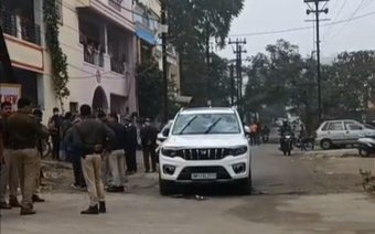 युवक पर बदमाशों ने किया जानलेवा हमला, तलाश में जुटी कोलार पुलिस 