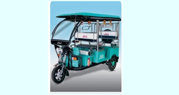 ई रिक्शा ले उड़े चोर