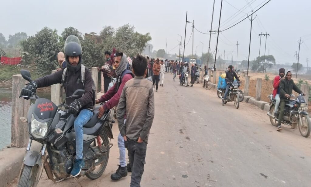 पुल के नीचे डूबे व्यक्ति का शव पाँचवें दिन तैरता हुआ मिला