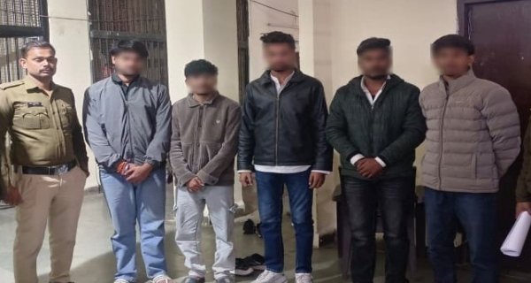 रिंग रोड पर हुड़दंग मचाने वाले पांच युवक पकड़े गए