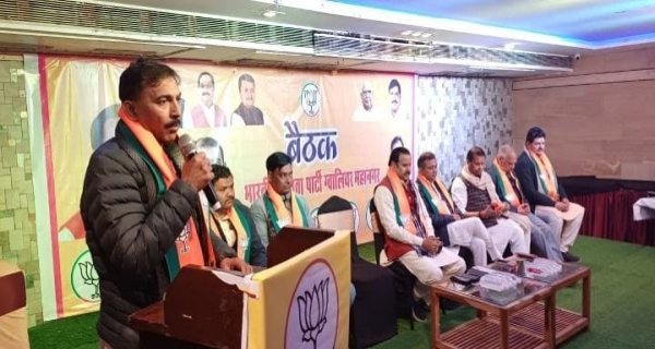 भाजपा के प्रदेश प्रभारी डॉ. महेन्द्र सिंह ने मुरैना, भिण्ड एवं ग्वालियर की संगठनात्मक बैठकों को किया संबोधित