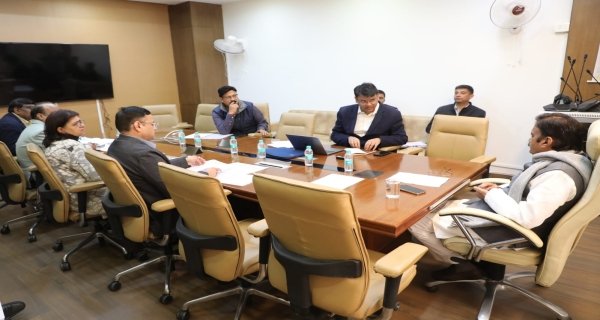 उप मुख्यमंत्री राजेन्द्र शुक्ल ने लोक स्वास्थ्य एवं चिकित्सा शिक्षा विभाग की समीक्षा की