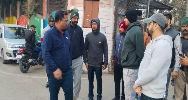 भागीरथपुरा क्षेत्र में कलेक्टर व निगम आयुक्त का निरीक्षण जारी