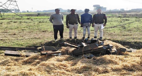 एनटीपीसी रिहंद नगर रेल लाइन से कटी 19 नग लोहे की पटरी जप्त